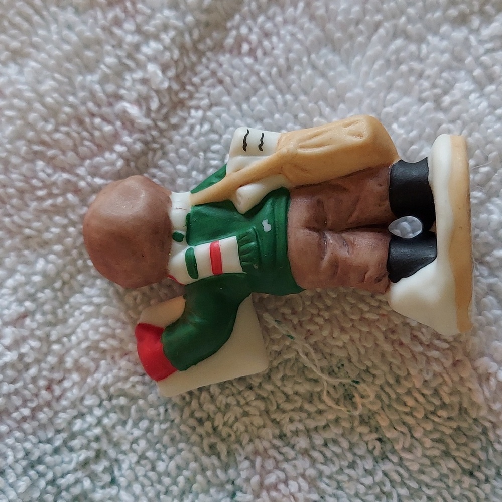 G Z Lefton Figurines and Holiday Village Set - Picture 9 of 17